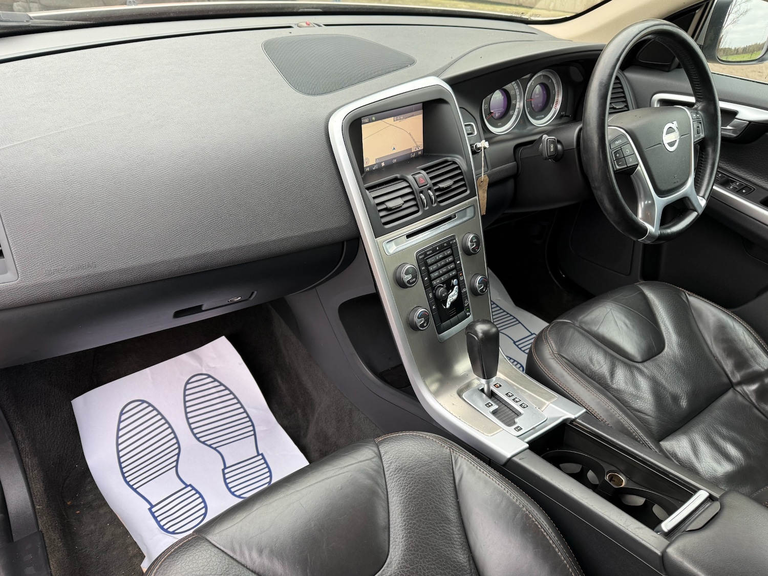 Used Volvo XC60 2010 for sale - 77069445: Photo 13