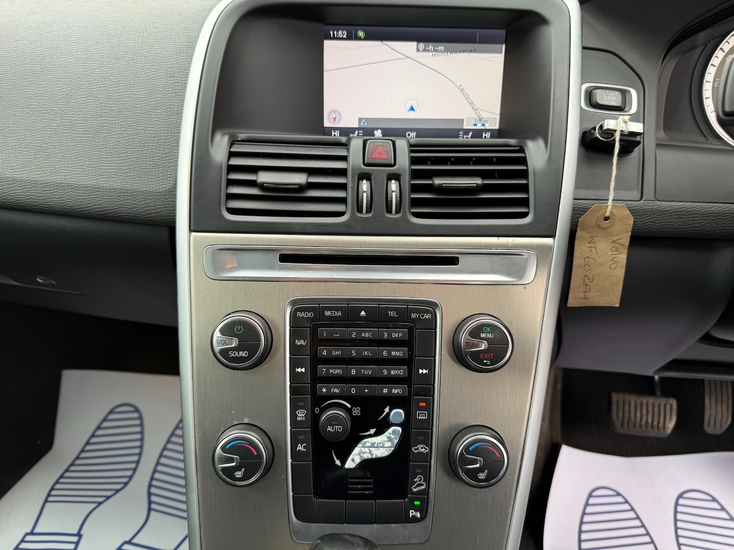 Used Volvo XC60 2010 for sale - 77069445: Photo 15