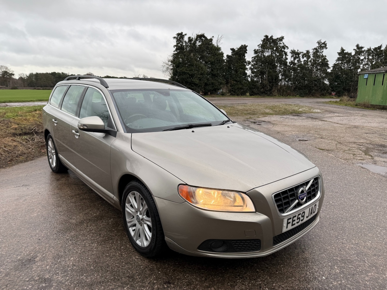 Used Volvo V70 2009 for sale - 77283090: Photo 7