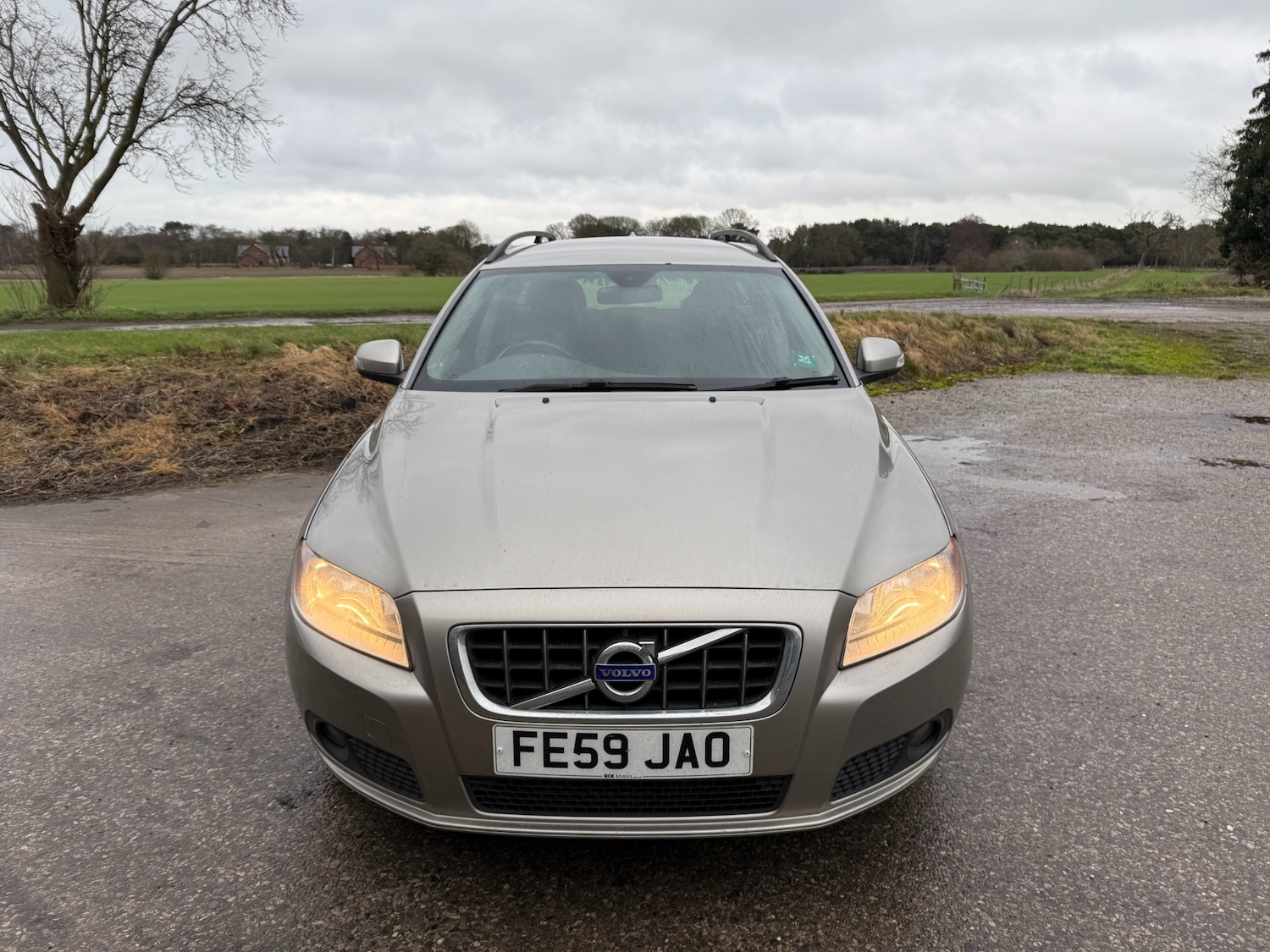 Used Volvo V70 2009 for sale - 77283090: Photo 8