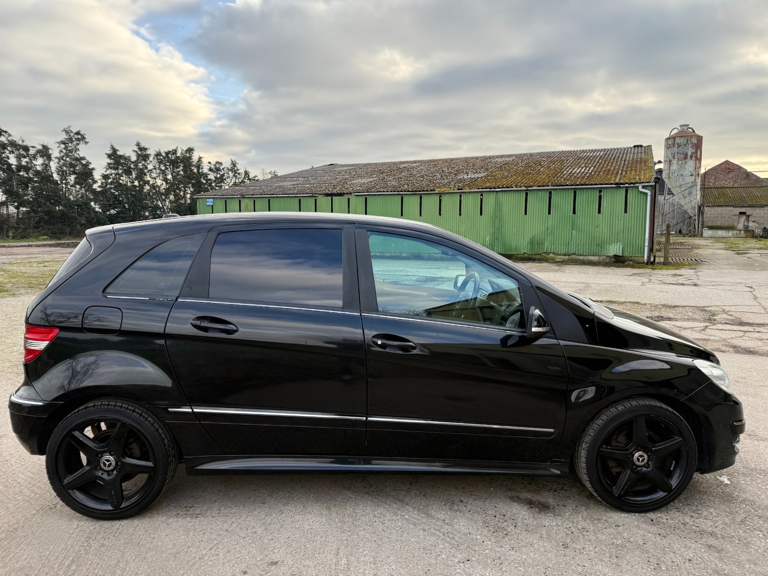 Used Mercedes-Benz B Class 2011 for sale - 77663497: Photo 6