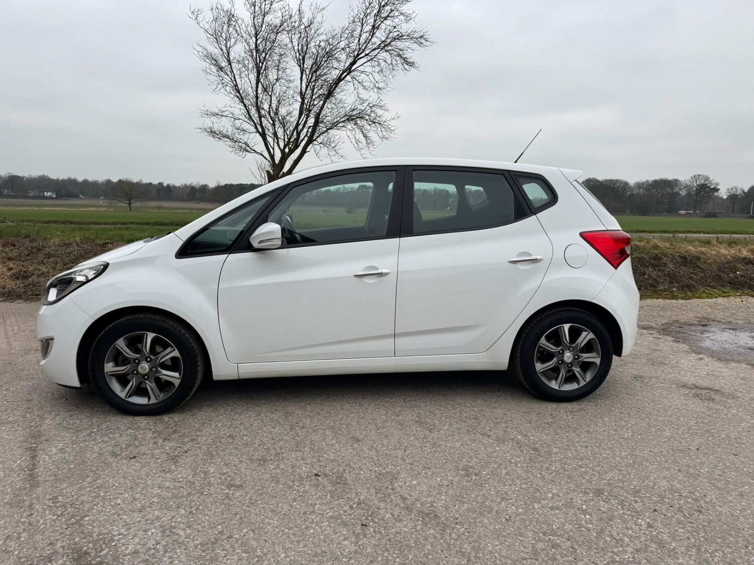 Used Hyundai Ix20 2016 for sale - 77434975: Photo 21