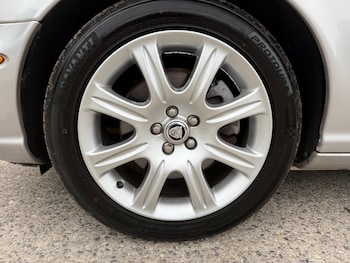 Used Jaguar XJ 2004 for sale - 76230121: Photo 2