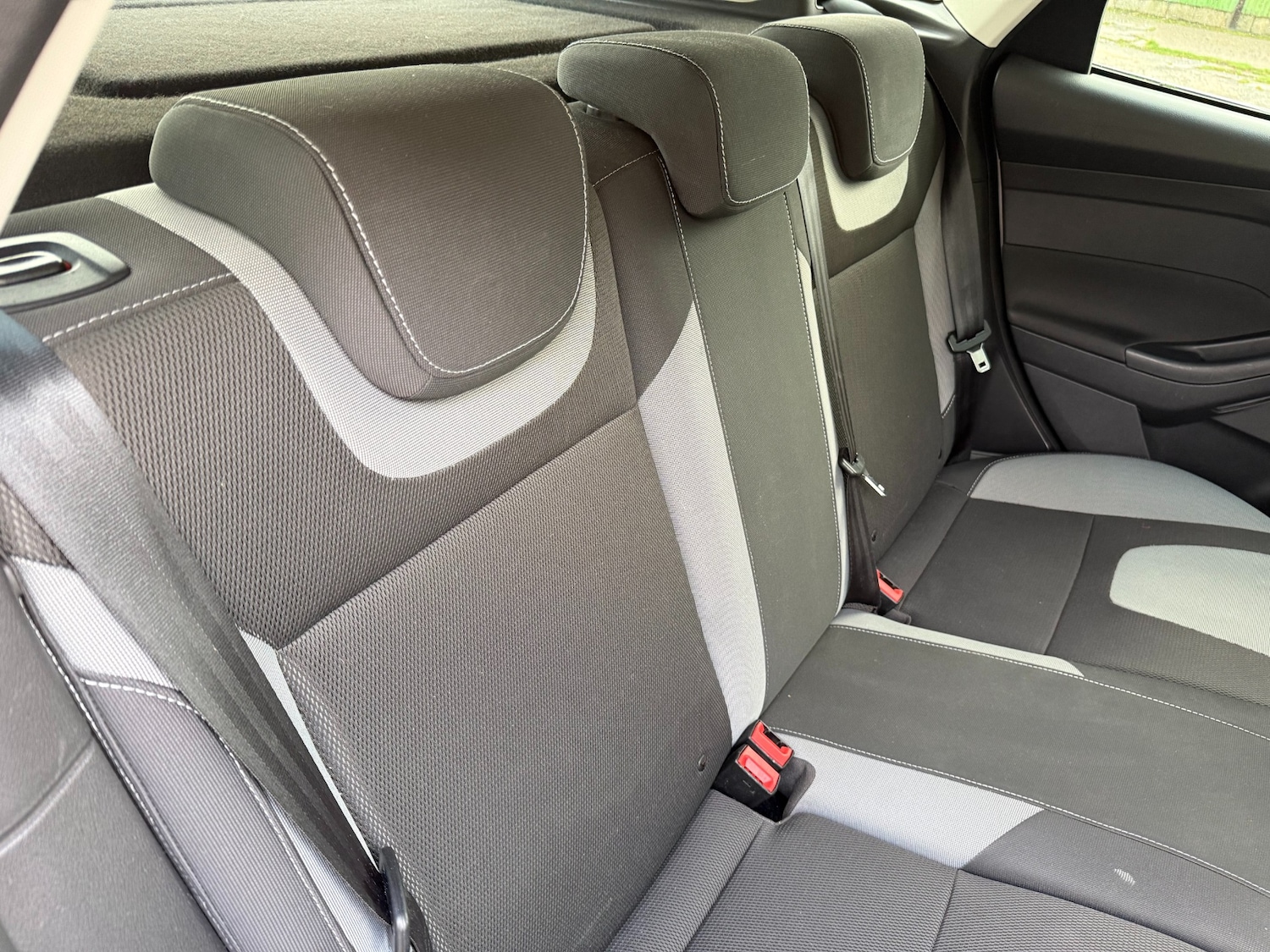 Used Ford Focus 2011 for sale - 76320456: Photo 11