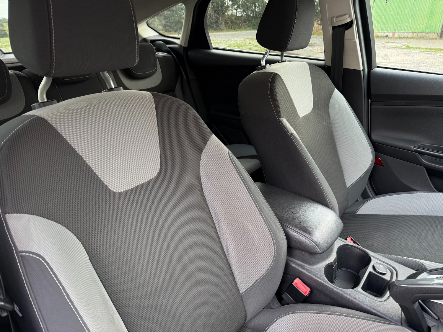 Used Ford Focus 2011 for sale - 76320456: Photo 9