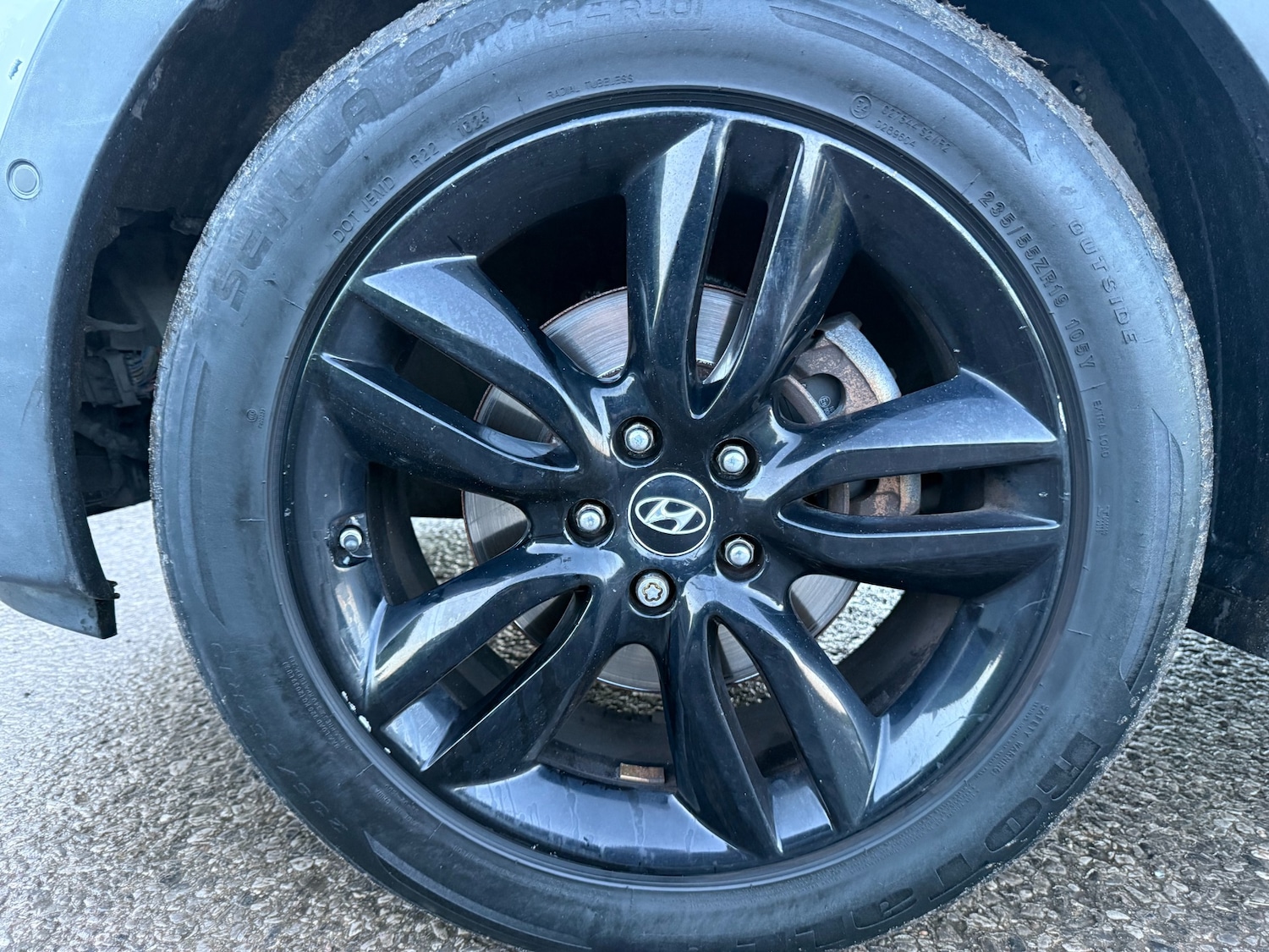 Used Hyundai Santa Fe 2013 for sale - 77228065: Photo 2