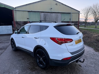 Used Hyundai Santa Fe 2013 for sale - 77228065: Photo