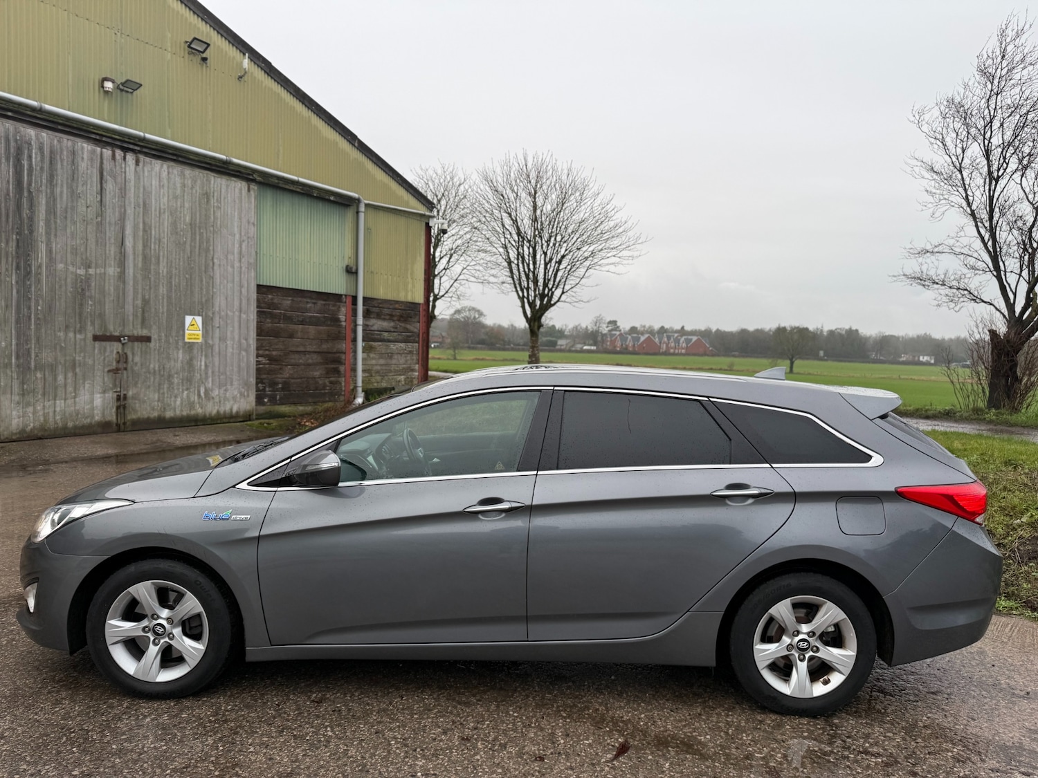 Used Hyundai i40 2014 for sale - 76922039: Photo 3