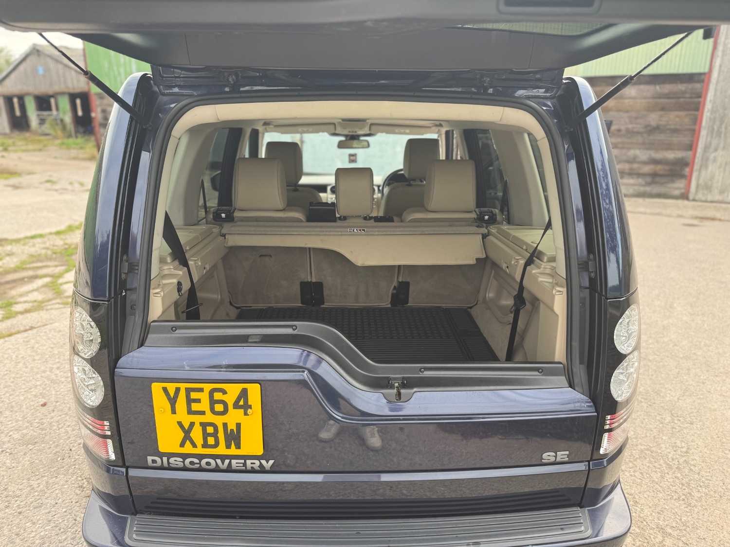 Used Land Rover Discovery 2014 for sale - 76187284: Photo 12