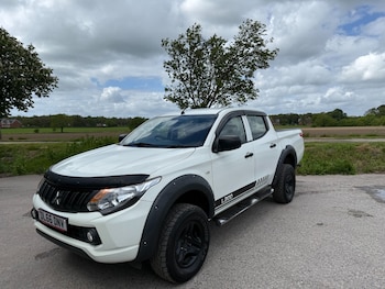 Used Mitsubishi L200 2016 for sale - 78555177: Photo