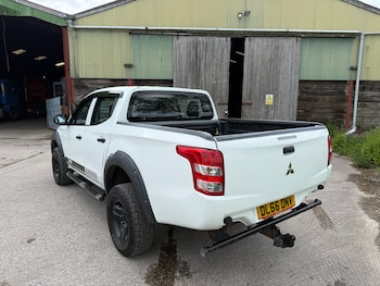 Used Mitsubishi L200 2016 for sale - 78555177: Photo
