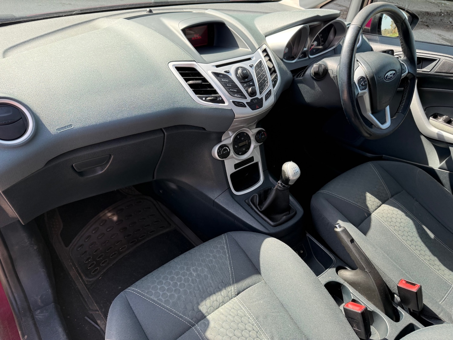 Used Ford Fiesta 2011 for sale - 78163781: Photo 12