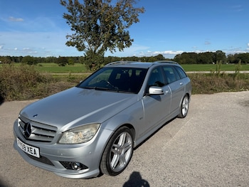 Mercedes-Benz - C-Class