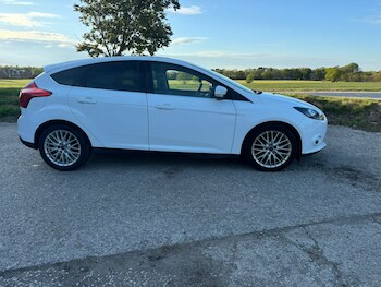 Used Ford Focus 2013 for sale - 75726788: Photo