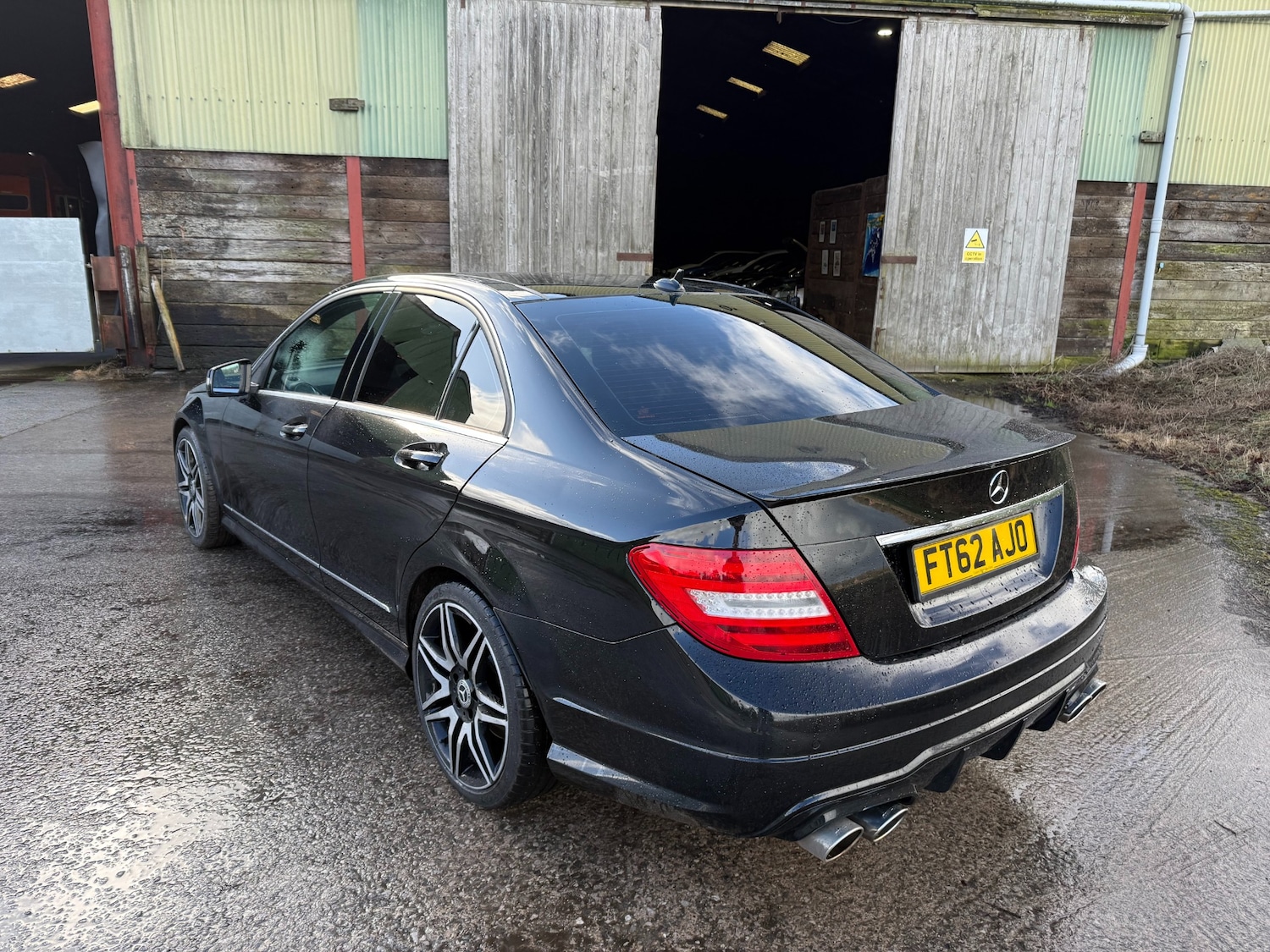 Used Mercedes-Benz C Class 2012 for sale - 77582227: Photo 4