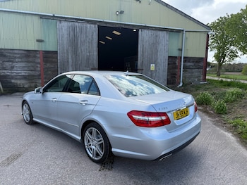 Used Mercedes-Benz E Class 2009 for sale - 78228458: Photo