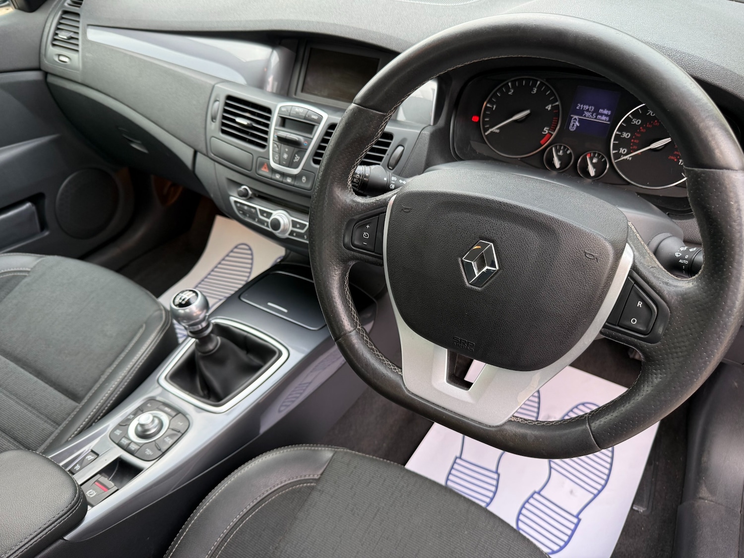 Used Renault Laguna 2010 for sale - 77434970: Photo 10