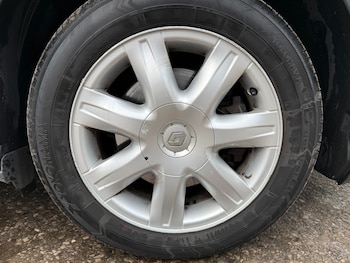 Used Renault Laguna 2010 for sale - 77434970: Photo