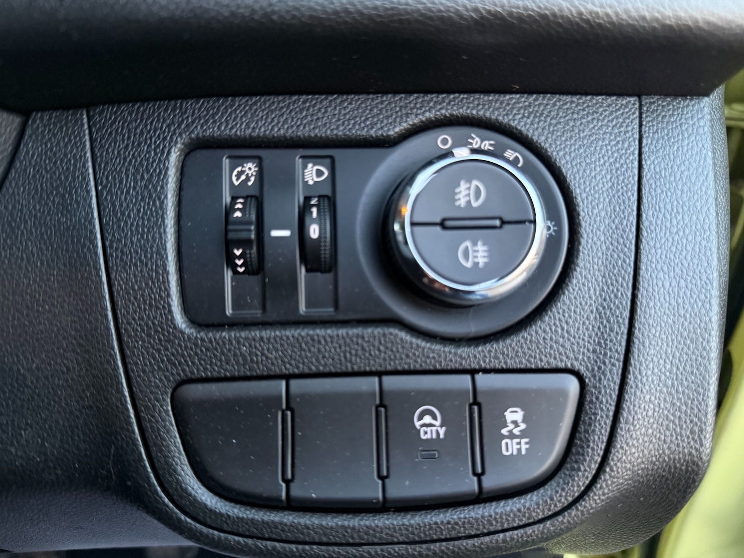 Used Vauxhall Viva 2017 for sale - 76922053: Photo 13