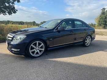Used Mercedes-Benz C-Class 2012 for sale - 75558936: Photo