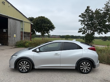 Used Honda Civic 2015 for sale - 75575640: Photo