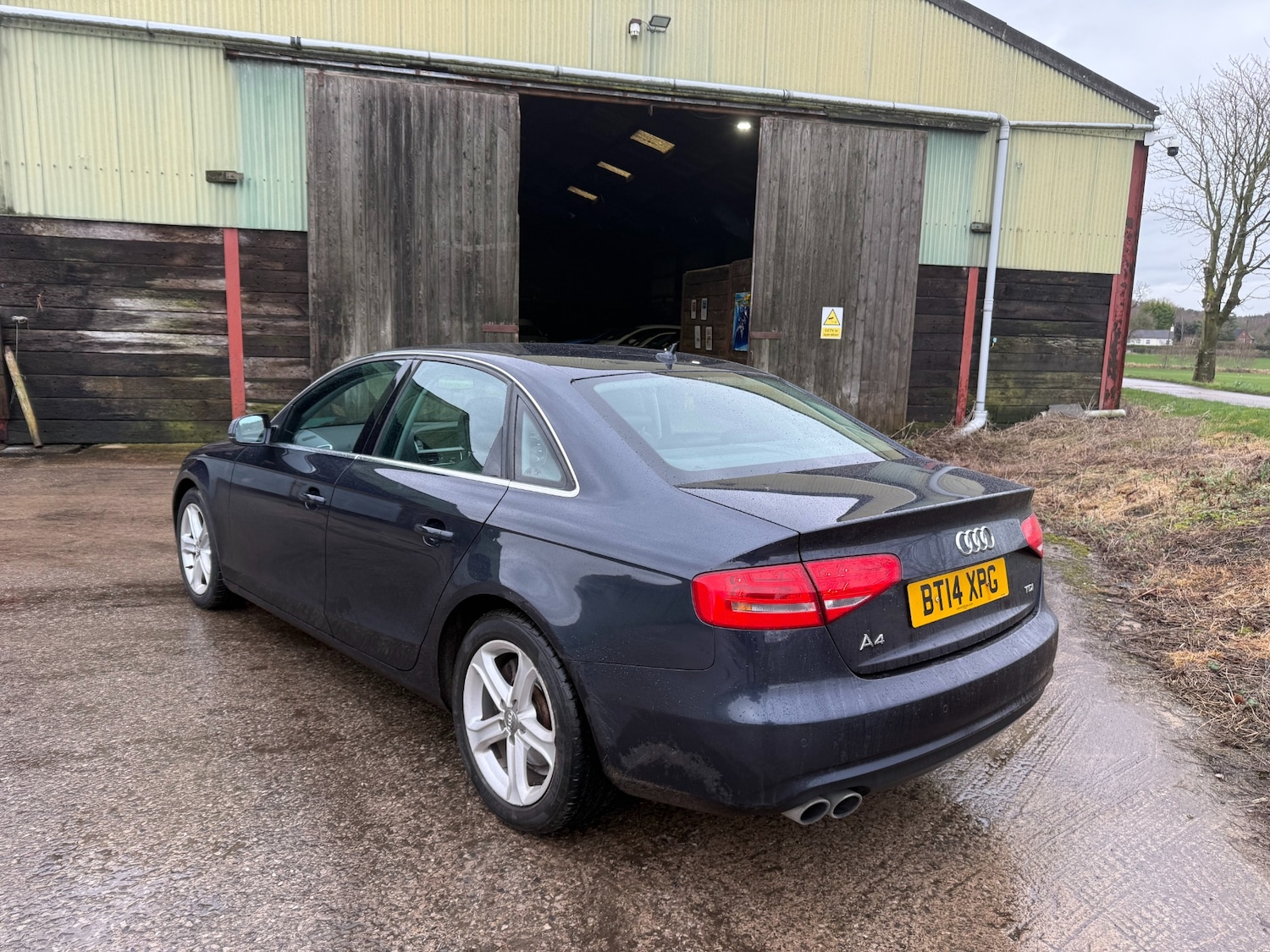 Used Audi A4 2014 for sale - 77617924: Photo 4