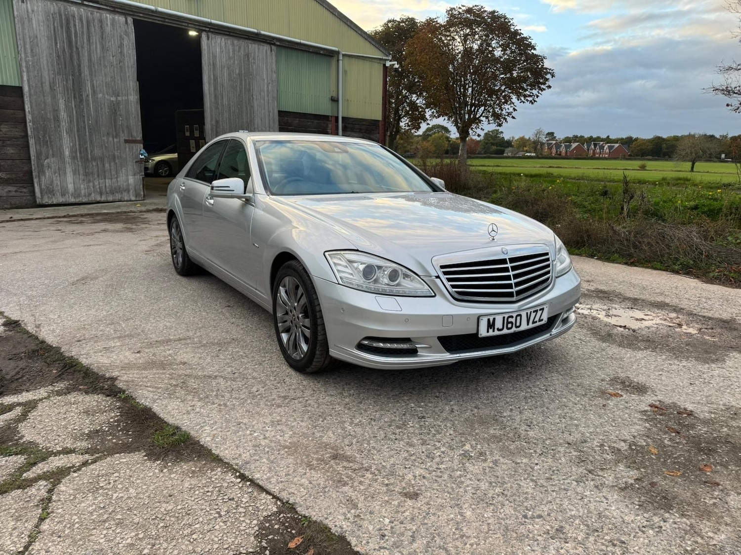Used Mercedes-Benz S Class 2010 for sale - 76464034: Photo 4