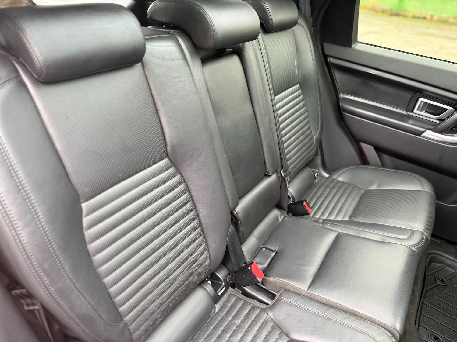 Used Land Rover Discovery Sport 2015 for sale - 76765063: Photo 10