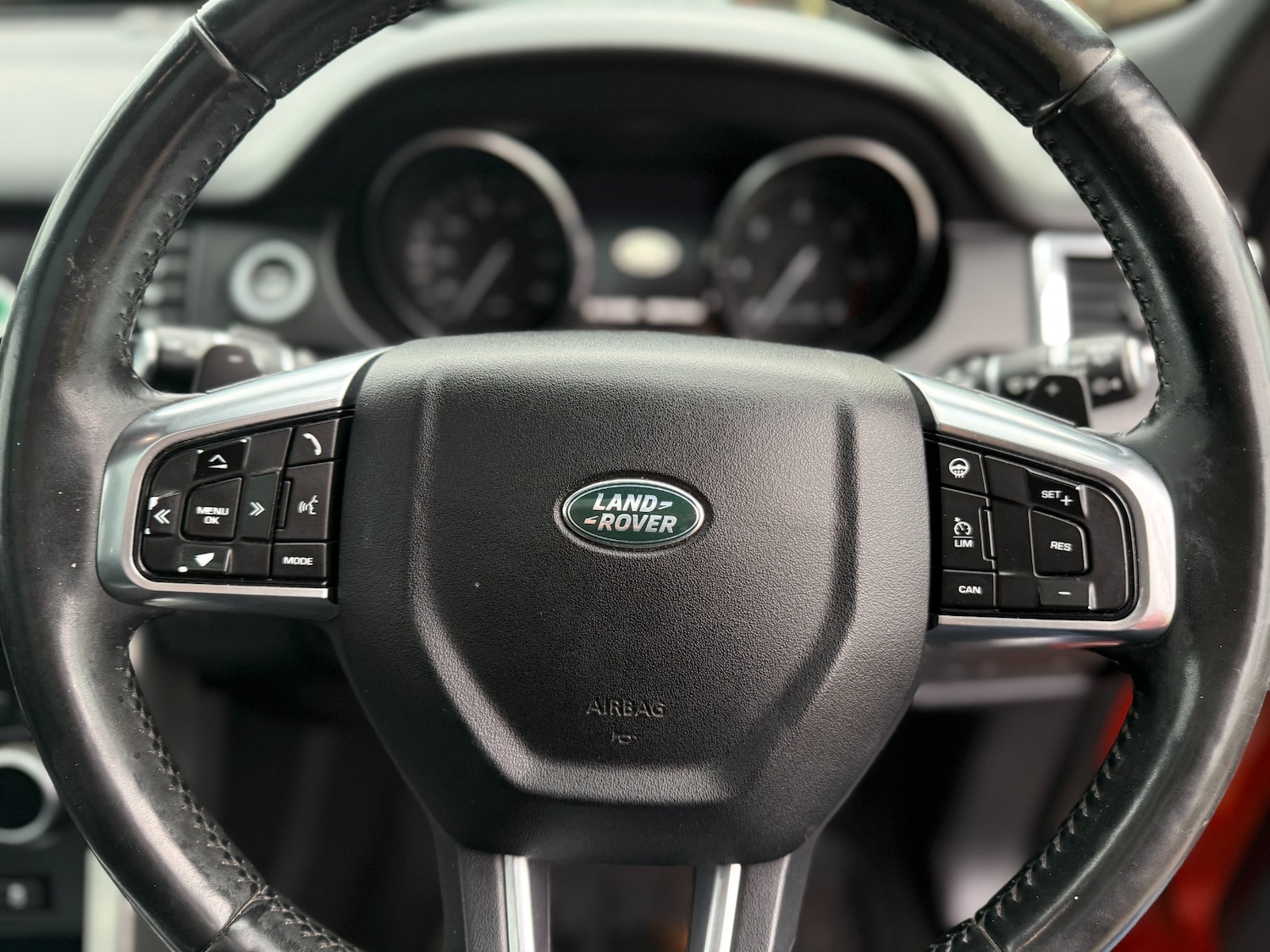 Used Land Rover Discovery Sport 2015 for sale - 76765063: Photo 12