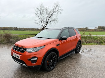 Used Land Rover Discovery Sport 2015 for sale - 76765063: Photo