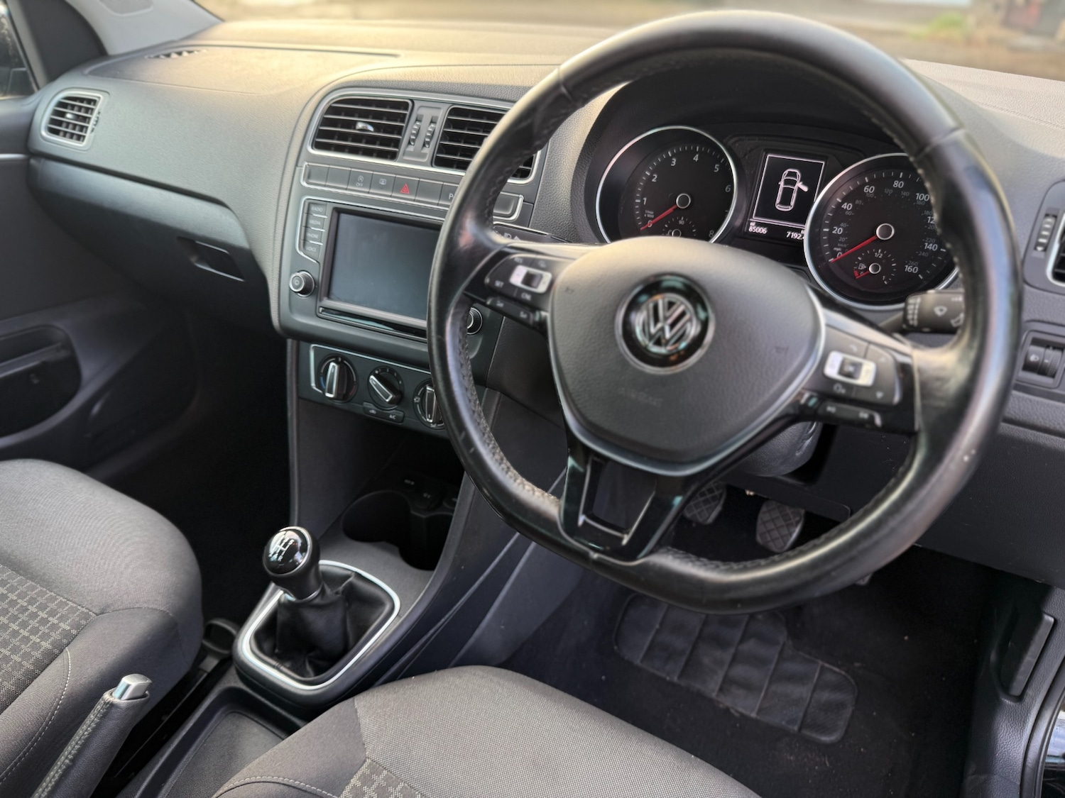 Used Volkswagen Polo 2017 for sale - 76497073: Photo 10