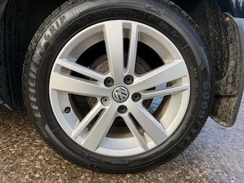 Used Volkswagen Polo 2017 for sale - 76497073: Photo