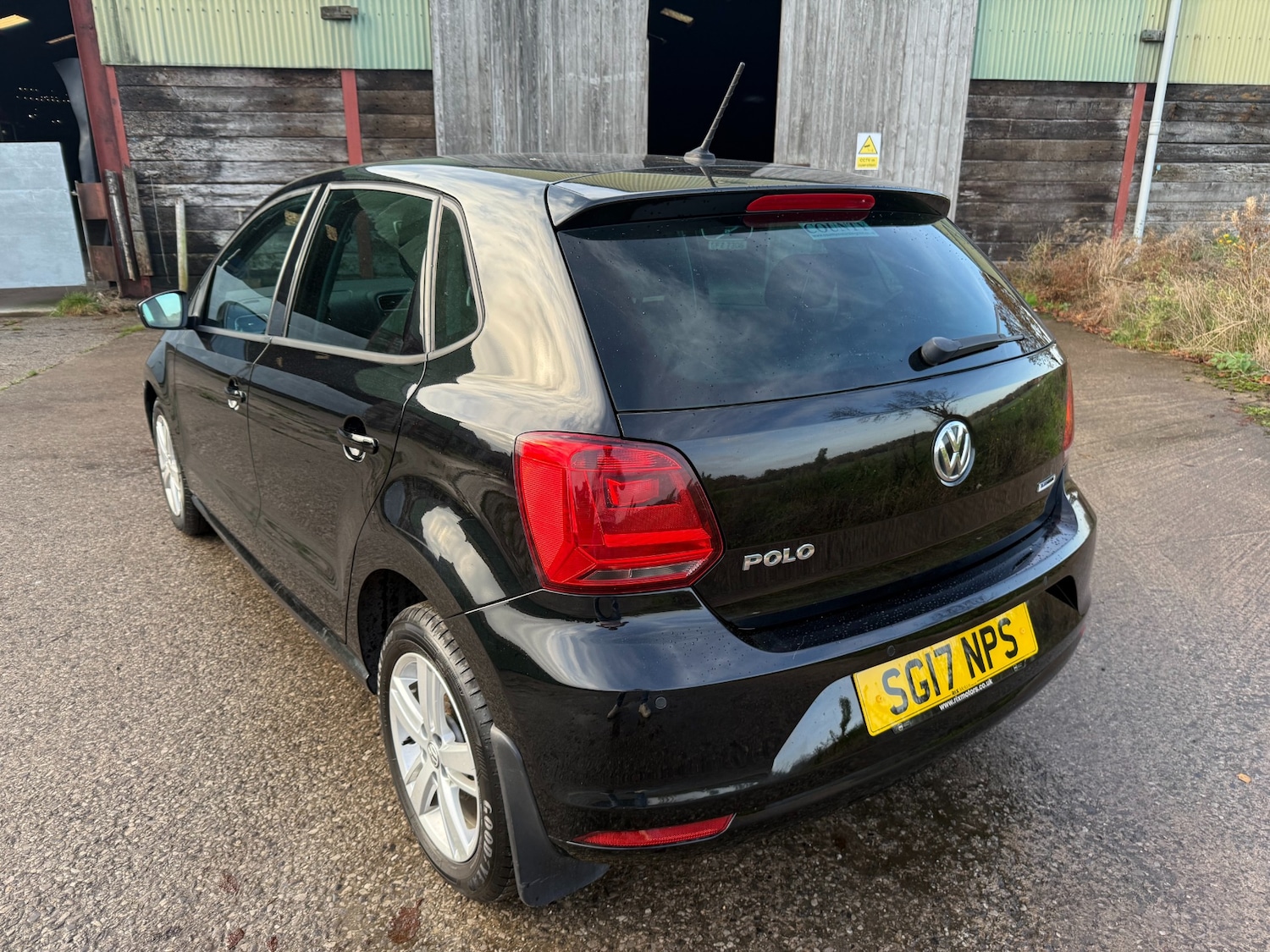 Used Volkswagen Polo 2017 for sale - 76497073: Photo 4