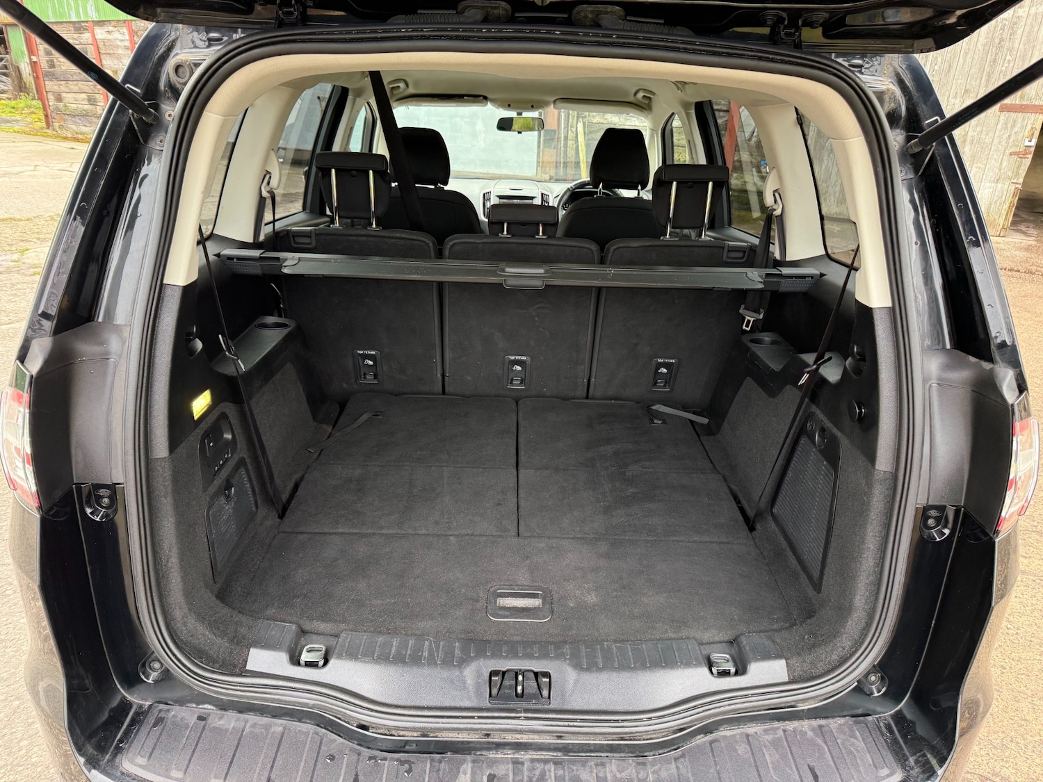 Used Ford Galaxy 2016 for sale - 77283106: Photo 14