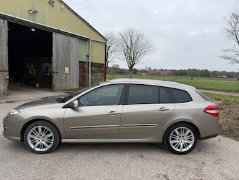 Used Renault Laguna 2012 for sale - 77354596: Photo