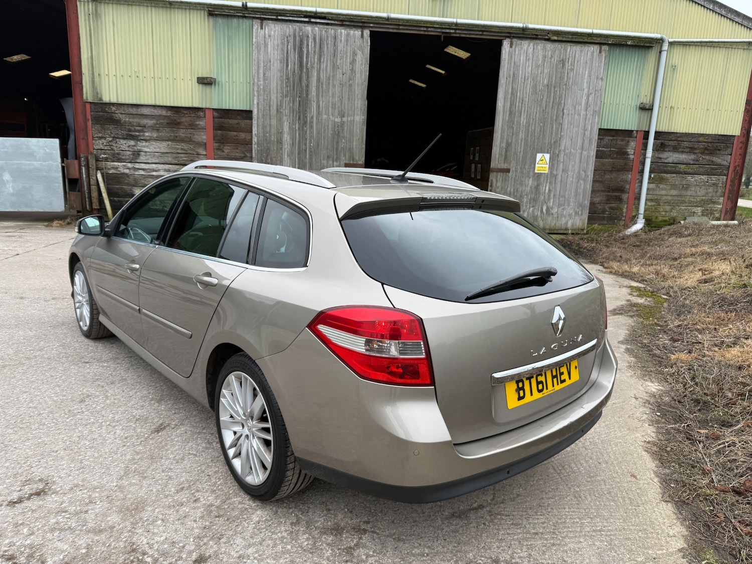 Used Renault Laguna 2012 for sale - 77354596: Photo 4