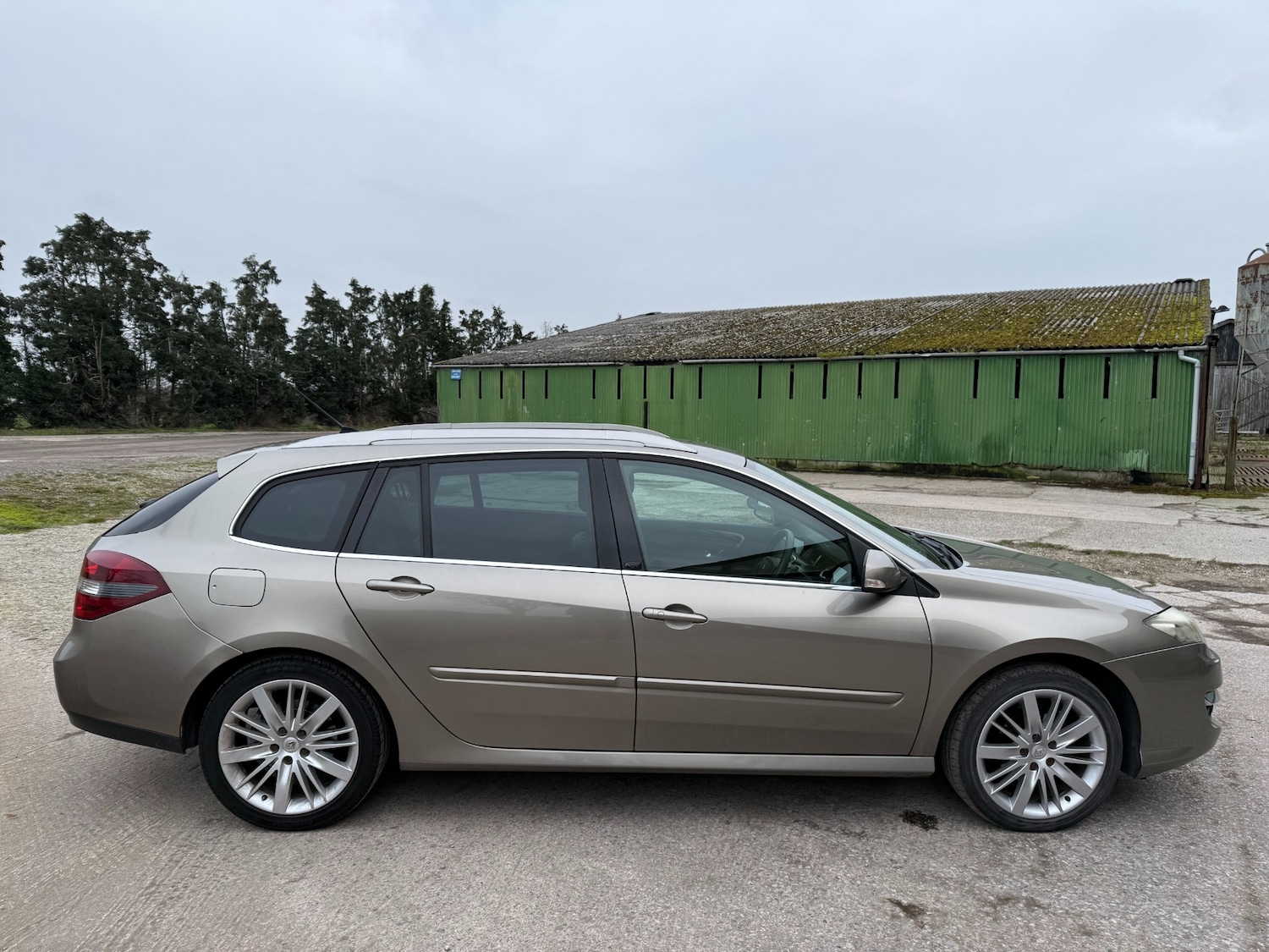 Used Renault Laguna 2012 for sale - 77354596: Photo 6