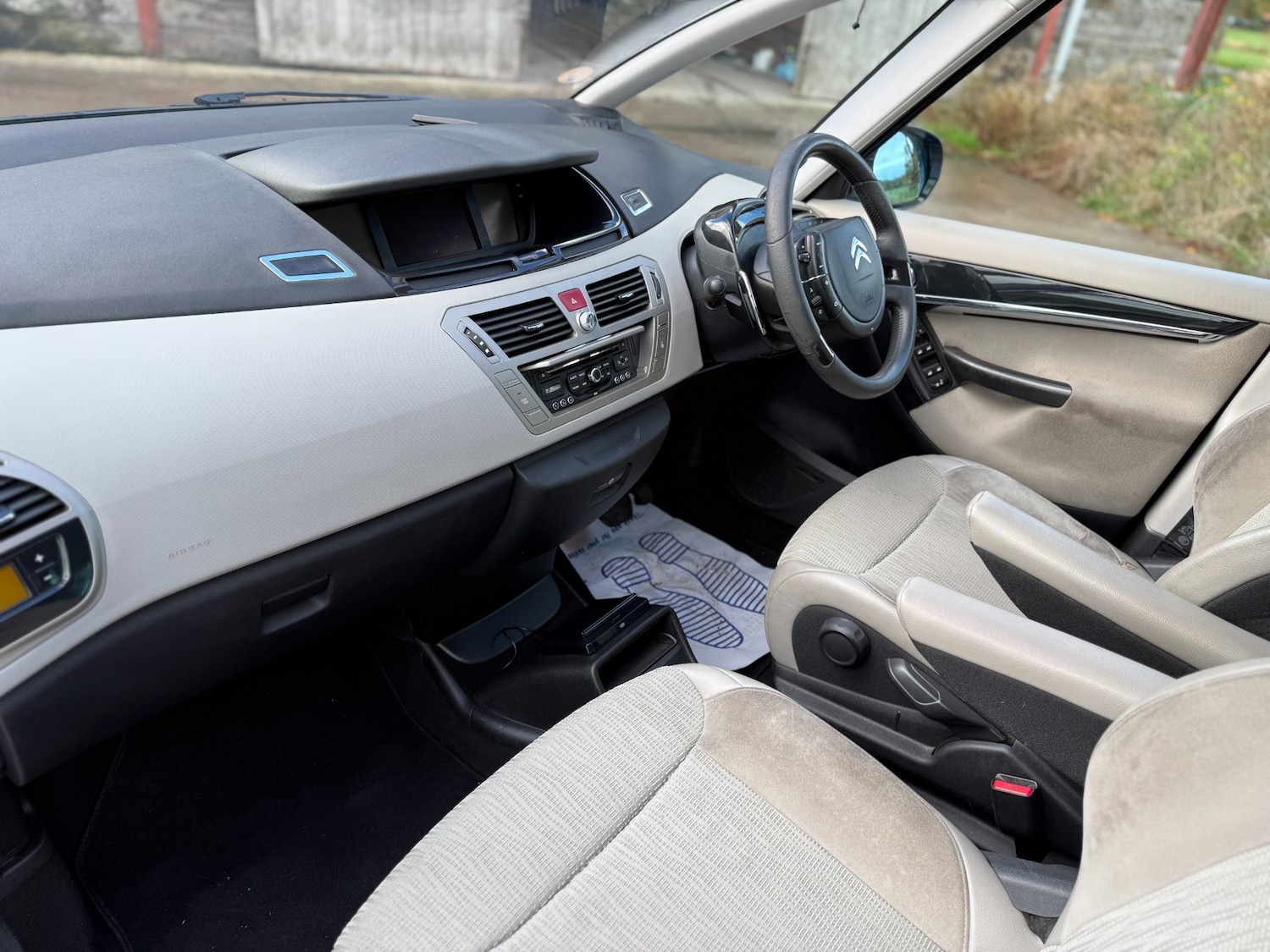 Used Citroen C4 Picasso 2010 for sale - 76330368: Photo 13