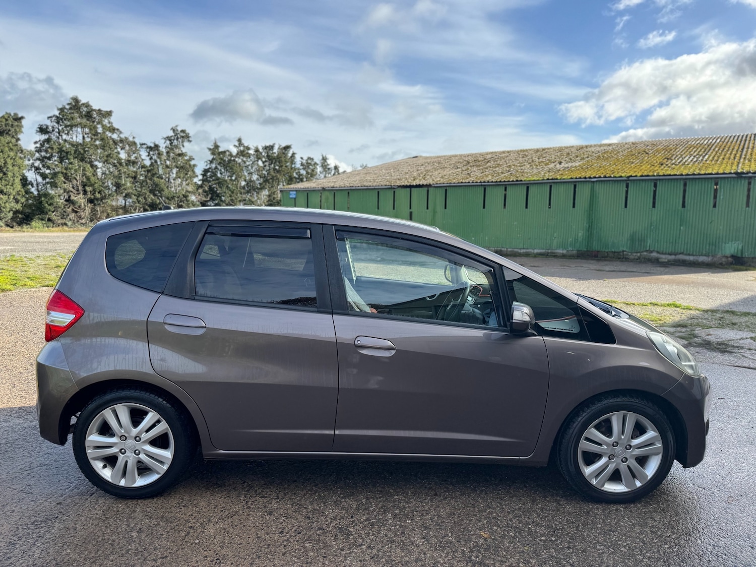 Used Honda Jazz 2012 for sale - 76382769: Photo 6