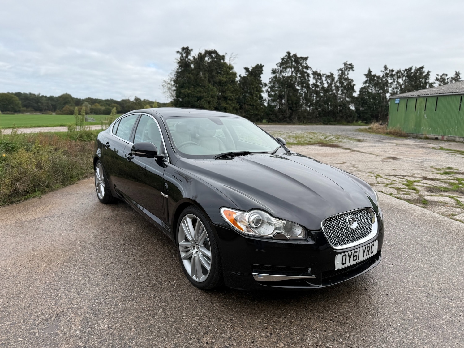 Used Jaguar XF 2011 for sale - 76211582: Photo 7
