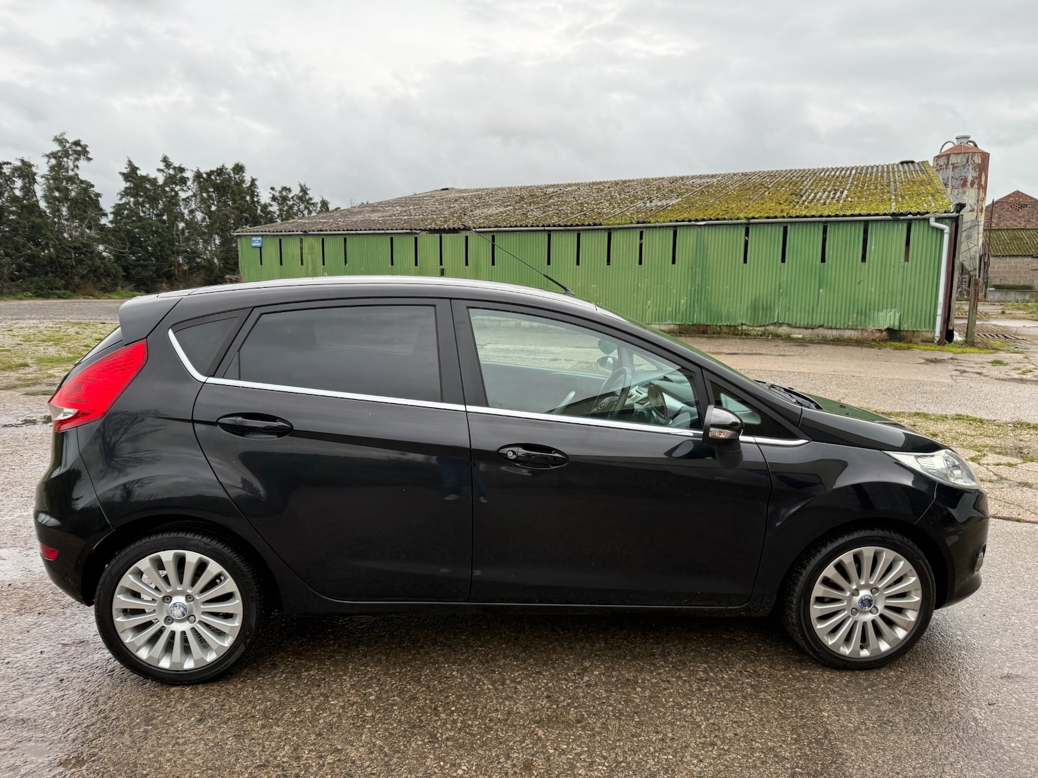 Used Ford Fiesta 2009 for sale - 76428807: Photo 6