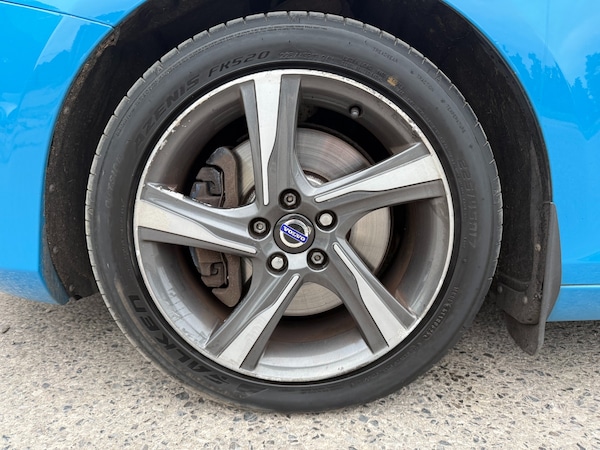 Used Volvo V40 2013 for sale - 76293138: Photo 2