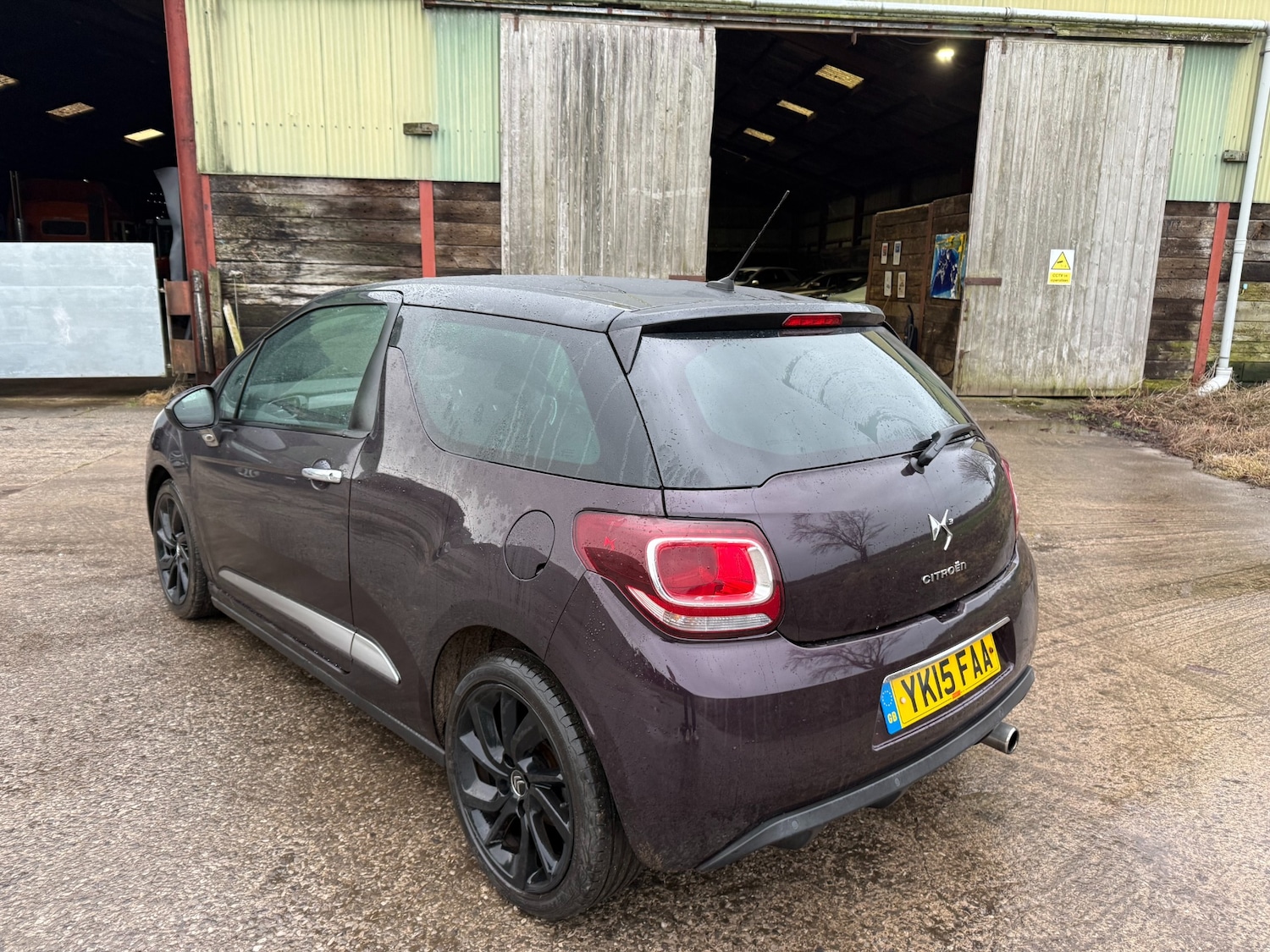 Used Citroen DS3 2015 for sale - 77186545: Photo 4