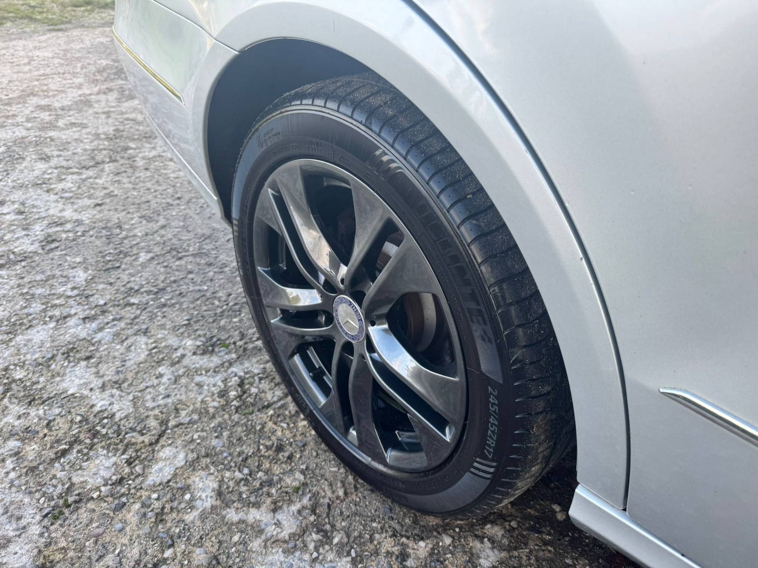 Used Mercedes-Benz E Class 2010 for sale - 76611464: Photo 11