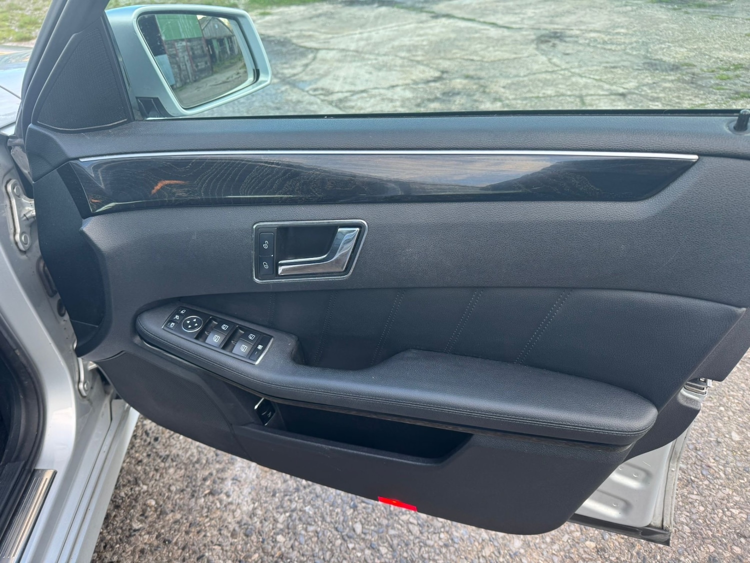 Used Mercedes-Benz E Class 2010 for sale - 76611464: Photo 22