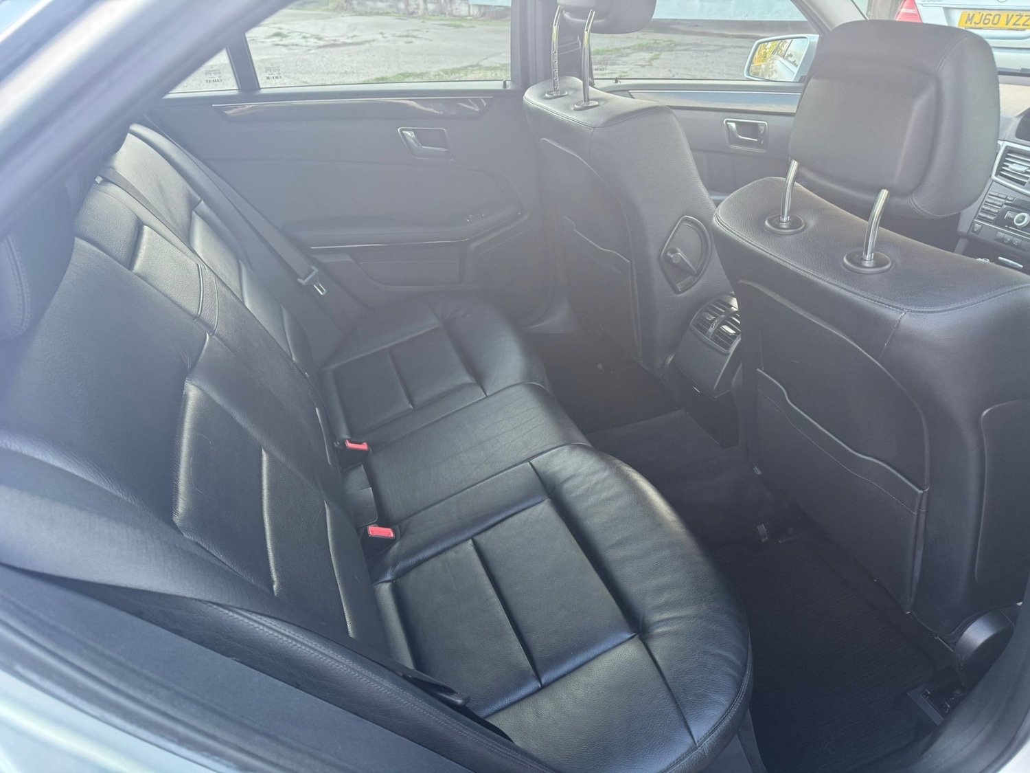 Used Mercedes-Benz E Class 2010 for sale - 76611464: Photo 23