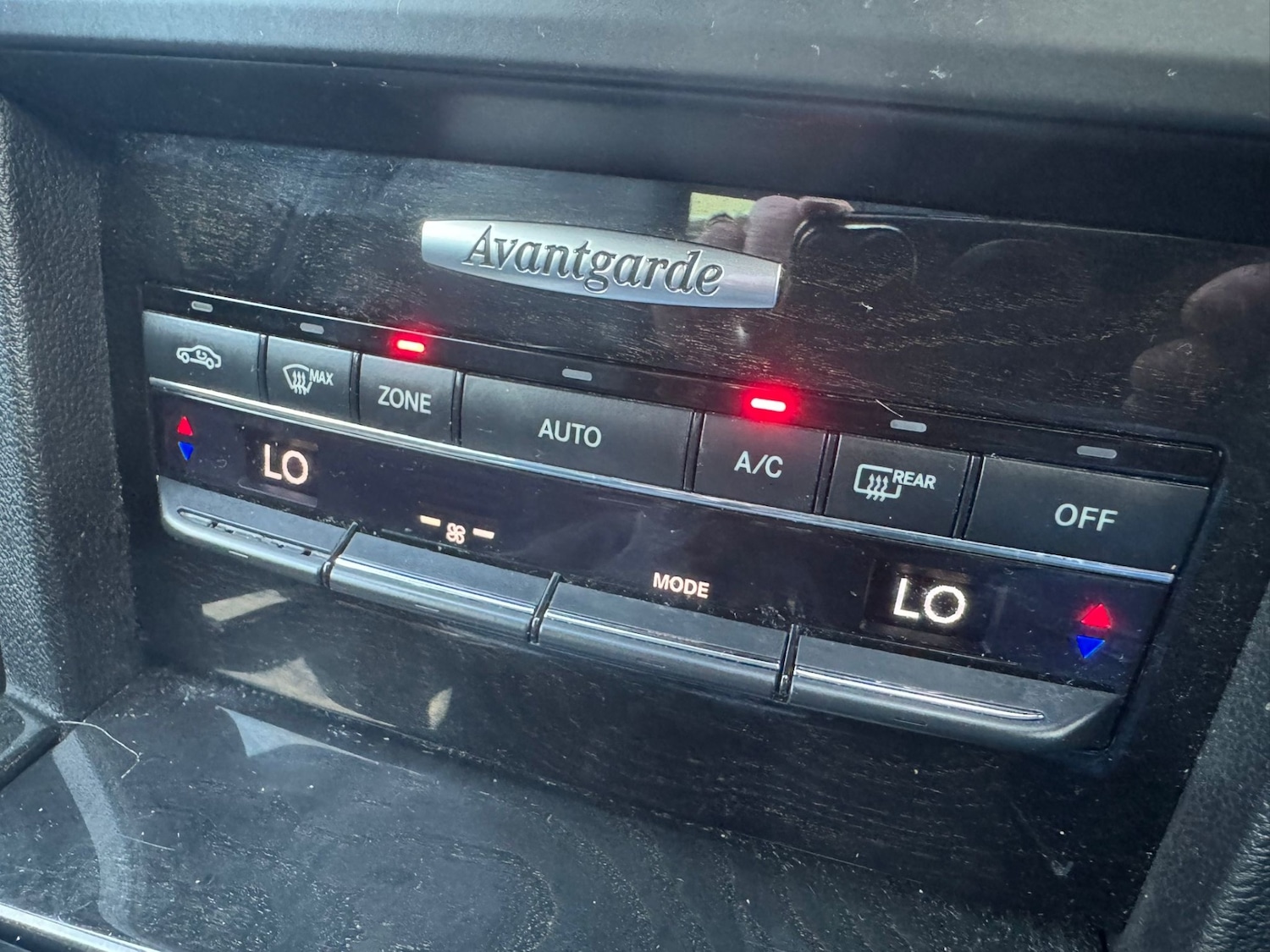 Used Mercedes-Benz E Class 2010 for sale - 76611464: Photo 26