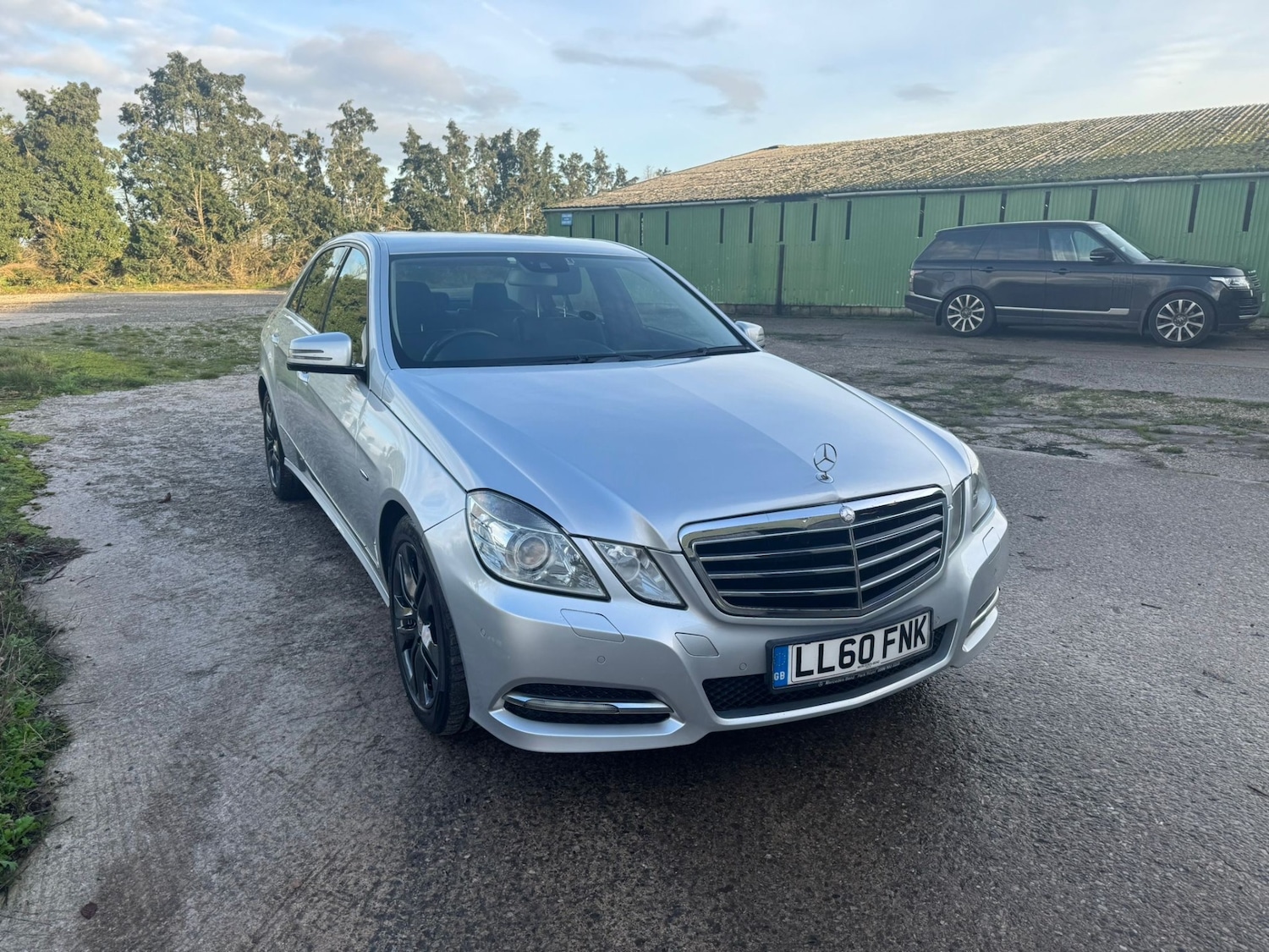 Used Mercedes-Benz E Class 2010 for sale - 76611464: Photo 8