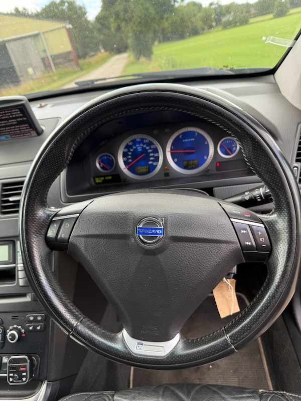 Used Volvo XC90 2011 for sale - 75197000: Photo 11