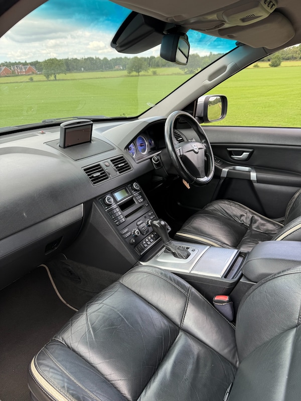 Used Volvo XC90 2011 for sale - 75197000: Photo 21